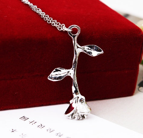 Creative Drop Red Rose Flower Pendant Necklace for Girlfriend