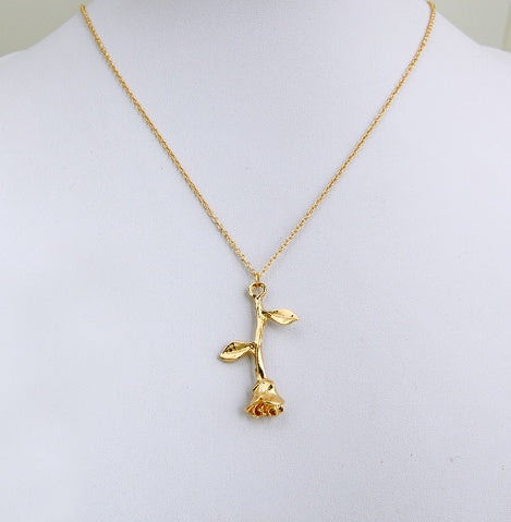 Creative Drop Red Rose Flower Pendant Necklace for Girlfriend